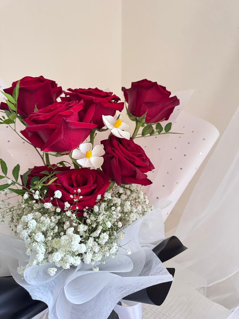Explorer Rose Bouquet